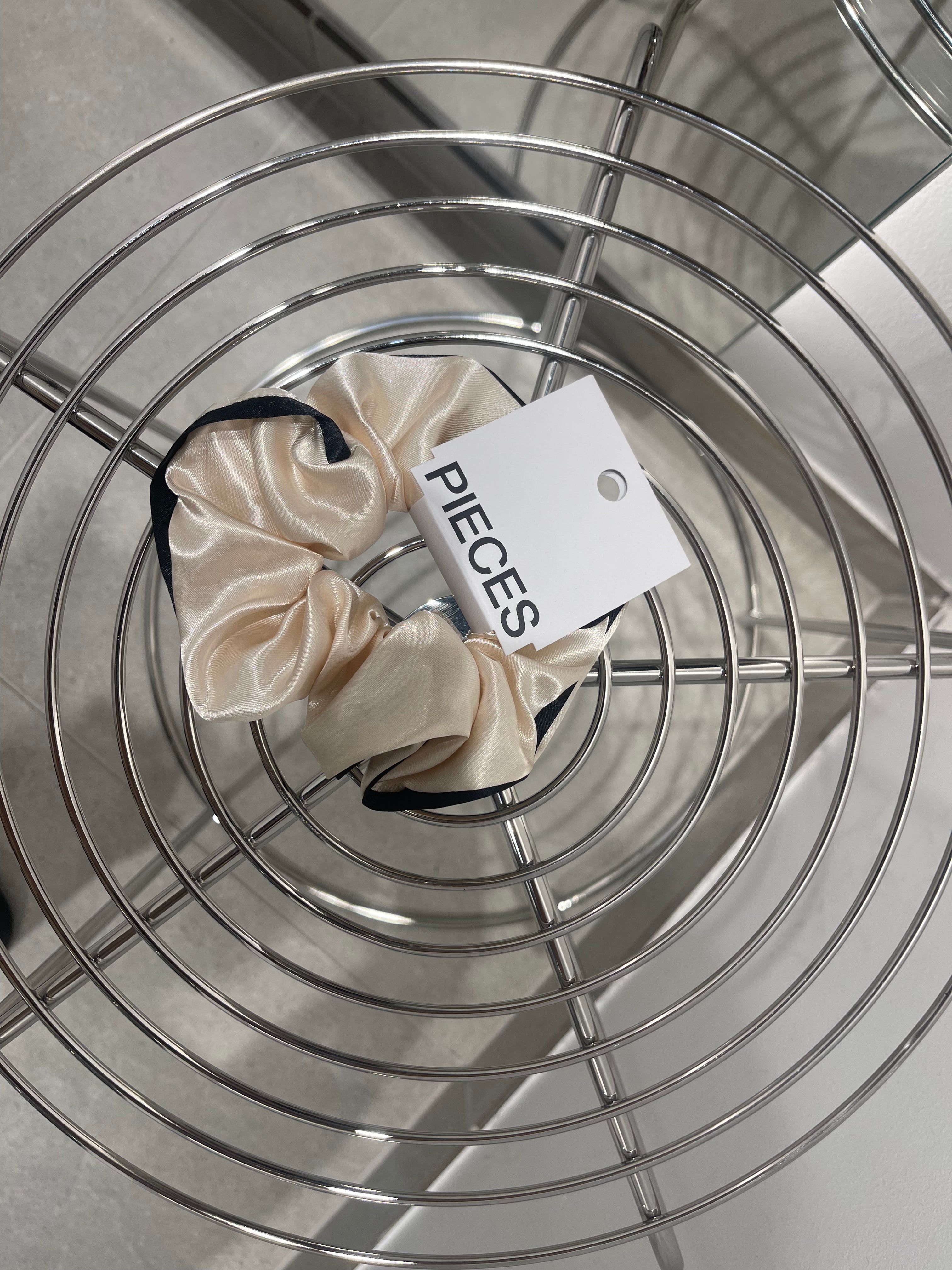 PCLIZZI Hair Accessory - Black